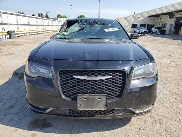 2019 Chrysler 300 S