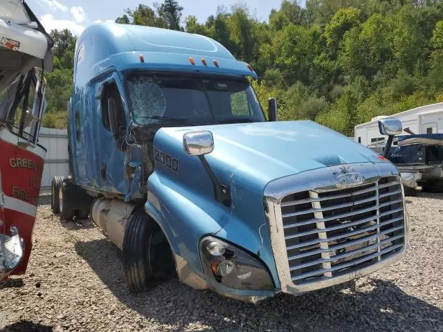 2015 Freightliner Cascadia 125