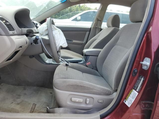 2005 Toyota Camry LE