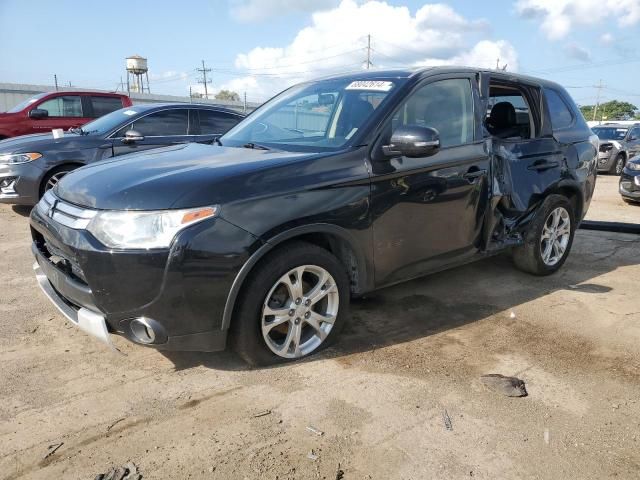 2015 Mitsubishi Outlander SE