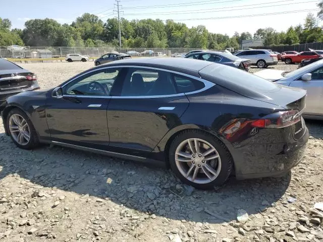 2015 Tesla Model S