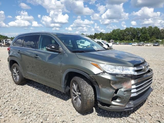 2018 Toyota Highlander SE