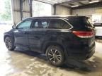 2017 Toyota Highlander SE