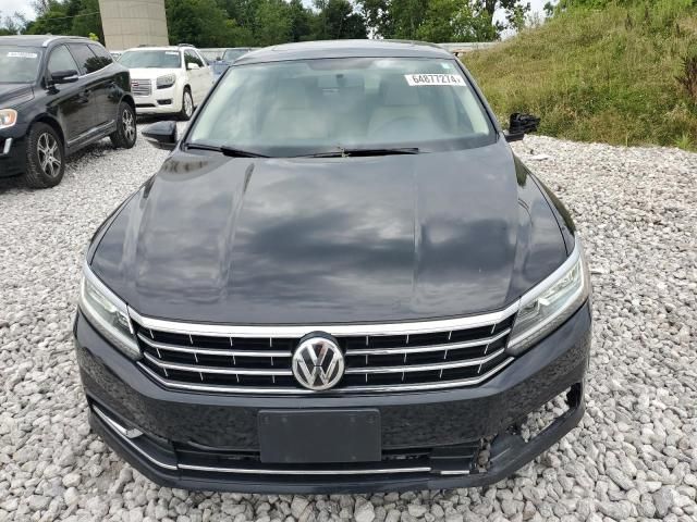 2018 Volkswagen Passat SE