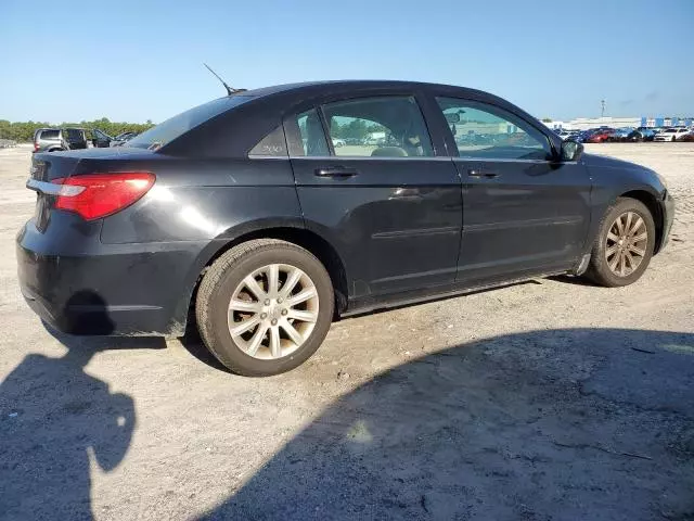 2011 Chrysler 200 Touring