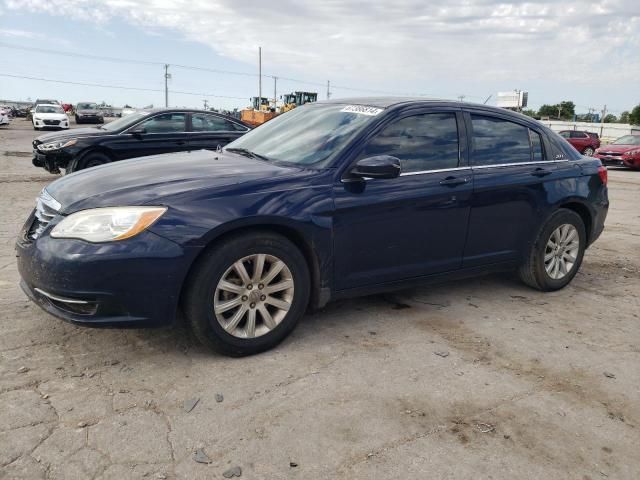 2013 Chrysler 200 Touring