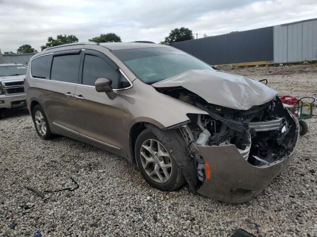 2017 Chrysler Pacifica Touring L Plus