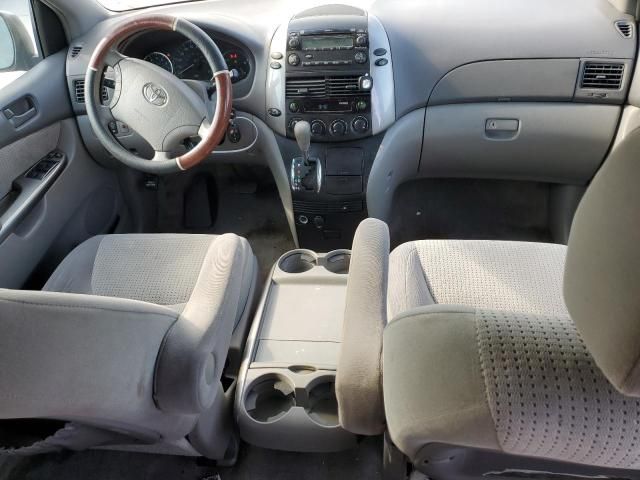 2007 Toyota Sienna CE