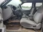 2000 Nissan Frontier Crew Cab XE