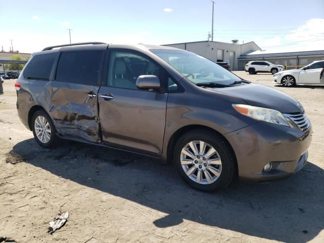 2011 Toyota Sienna XLE