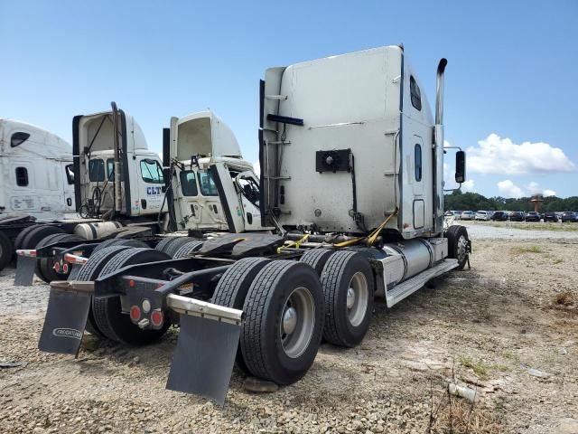 2018 Freightliner Conventional Coronado 132