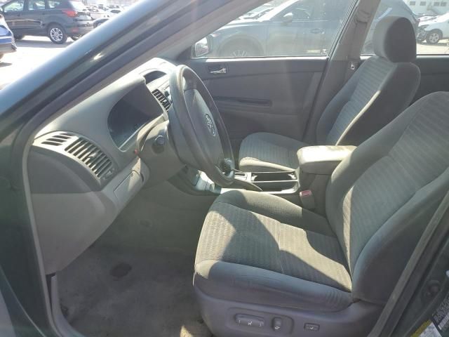 2005 Toyota Camry LE