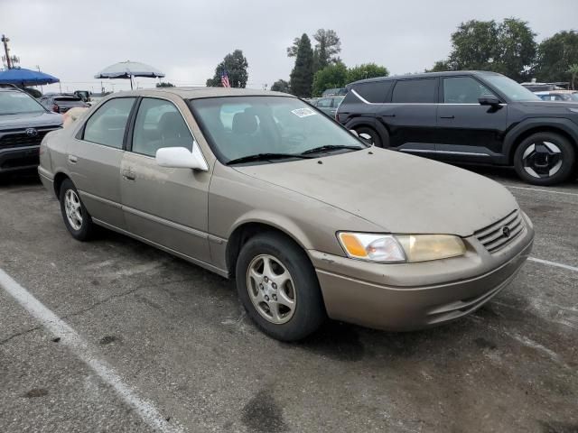 1999 Toyota Camry LE