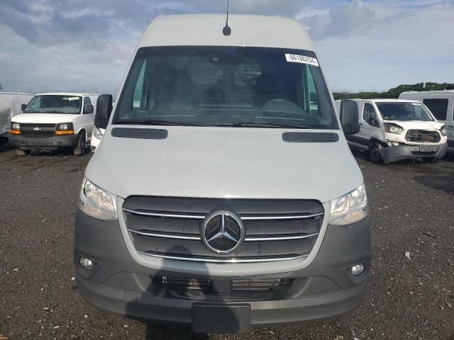 2024 Mercedes-Benz Sprinter 2500