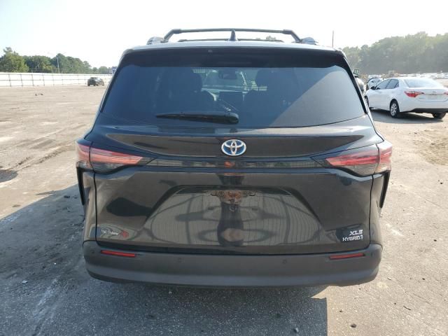 2022 Toyota Sienna XLE