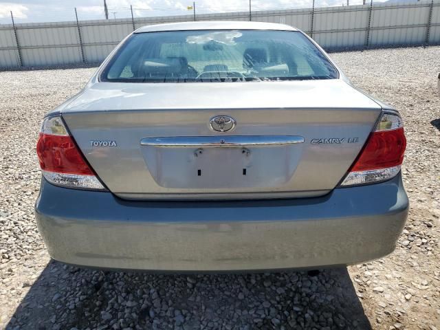 2005 Toyota Camry LE