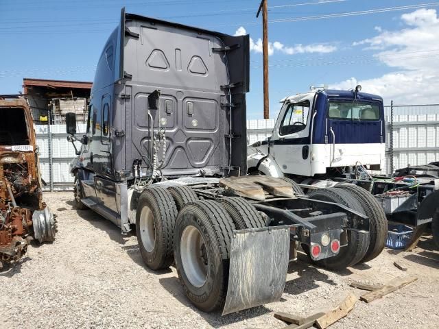 2017 Freightliner Cascadia 125