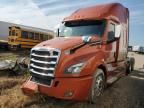 2020 Freightliner Cascadia 126