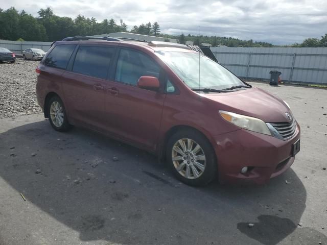 2011 Toyota Sienna XLE