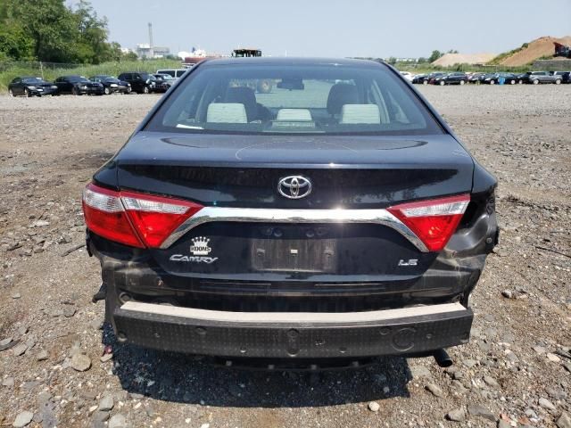 2016 Toyota Camry LE