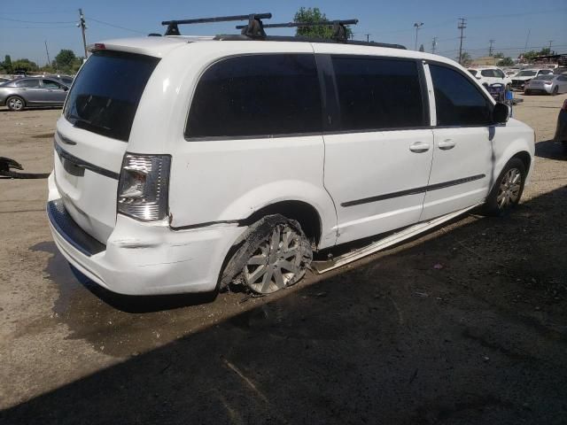 2014 Chrysler Town & Country Touring