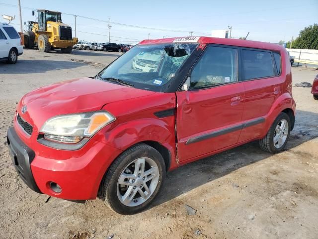 2010 KIA Soul +