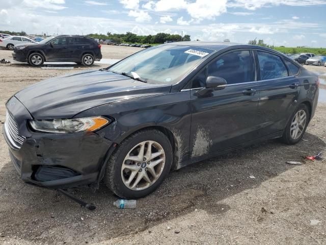 2013 Ford Fusion SE