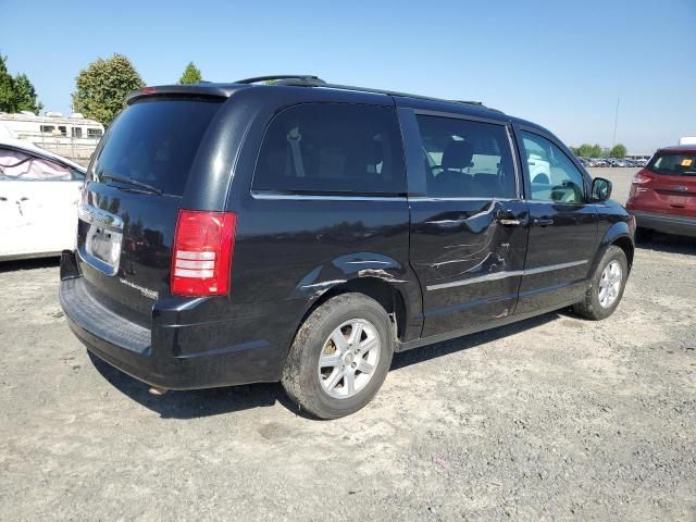 2010 Chrysler Town & Country Touring