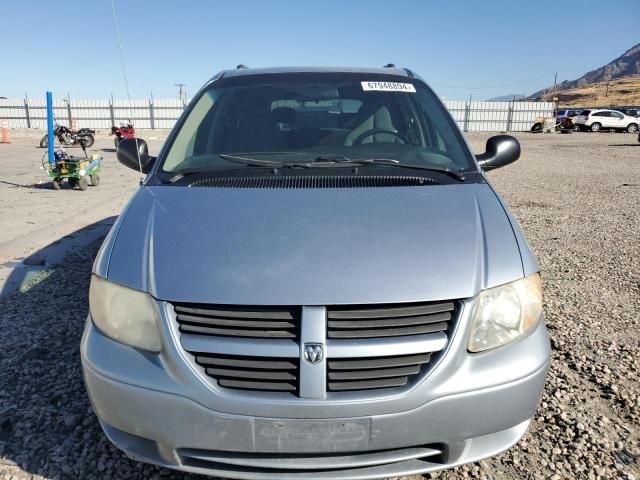 2005 Dodge Grand Caravan SE