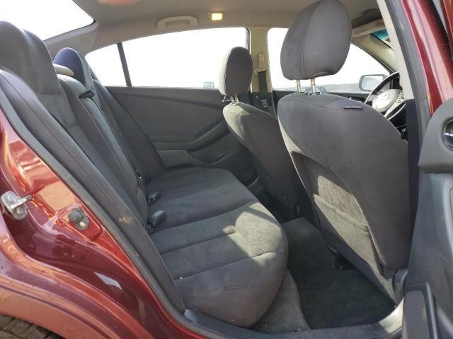 2011 Nissan Altima Base