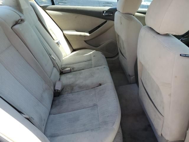 2010 Nissan Altima Base