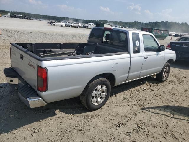 2000 Nissan Frontier King Cab XE