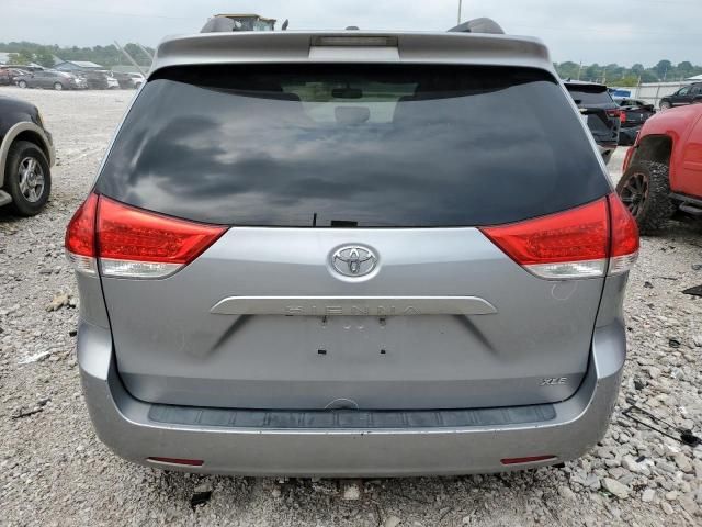 2013 Toyota Sienna XLE