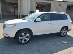 SUV salvage a la venta en subasta: 2013 Toyota Highlander Limited