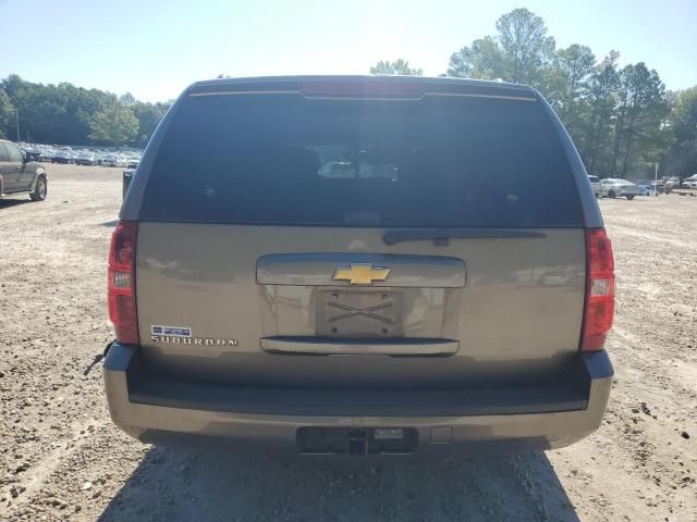 2013 Chevrolet Suburban C1500  LS