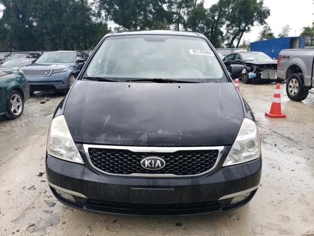 2014 KIA Sedona LX