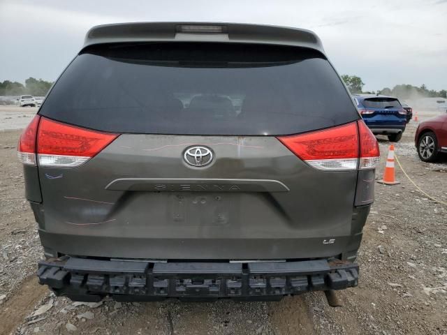 2011 Toyota Sienna LE