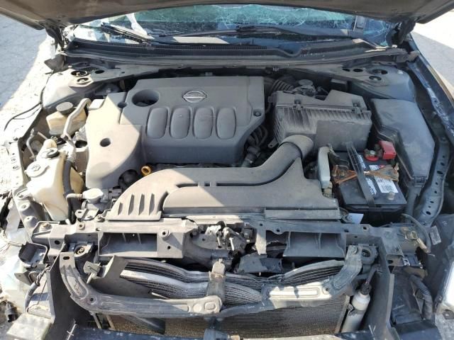 2010 Nissan Altima Base