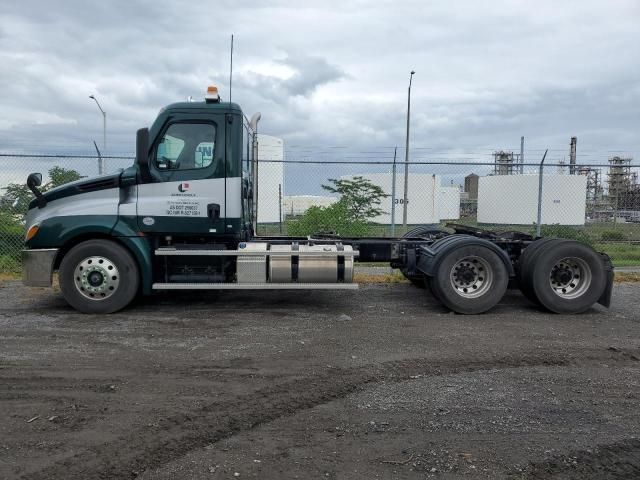 2023 Freightliner Cascadia 126