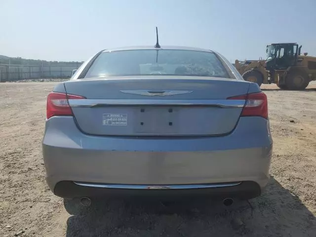 2013 Chrysler 200 LX