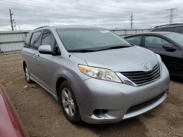 2012 Toyota Sienna LE