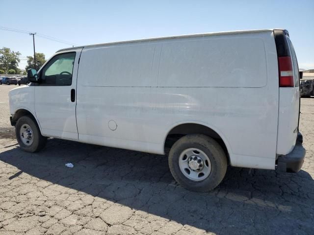 2015 Chevrolet Express G2500