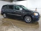 2014 Chrysler Town & Country Touring L