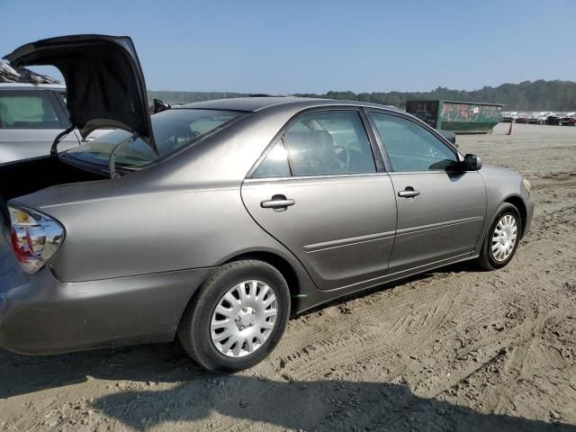 2005 Toyota Camry LE