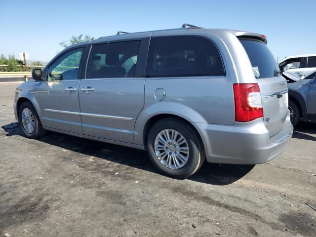 2016 Chrysler Town & Country Limited