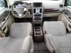 2010 Chrysler Town & Country LX