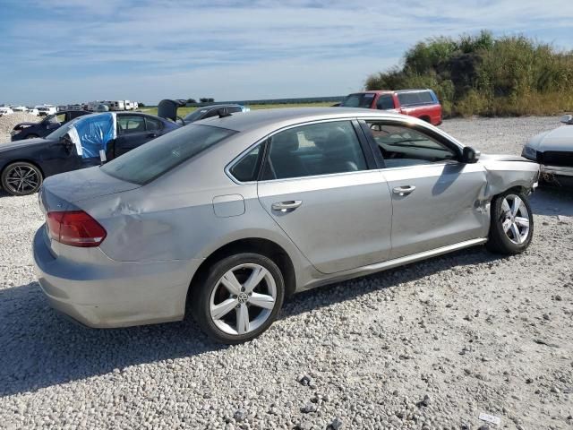 2013 Volkswagen Passat SE