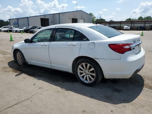 2013 Chrysler 200 Touring