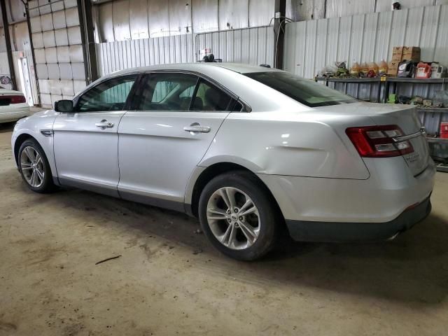 2015 Ford Taurus SE