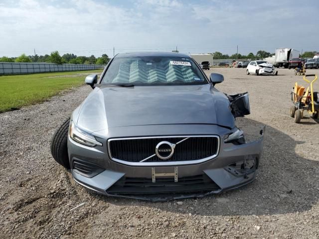 2020 Volvo S60 T5 Momentum